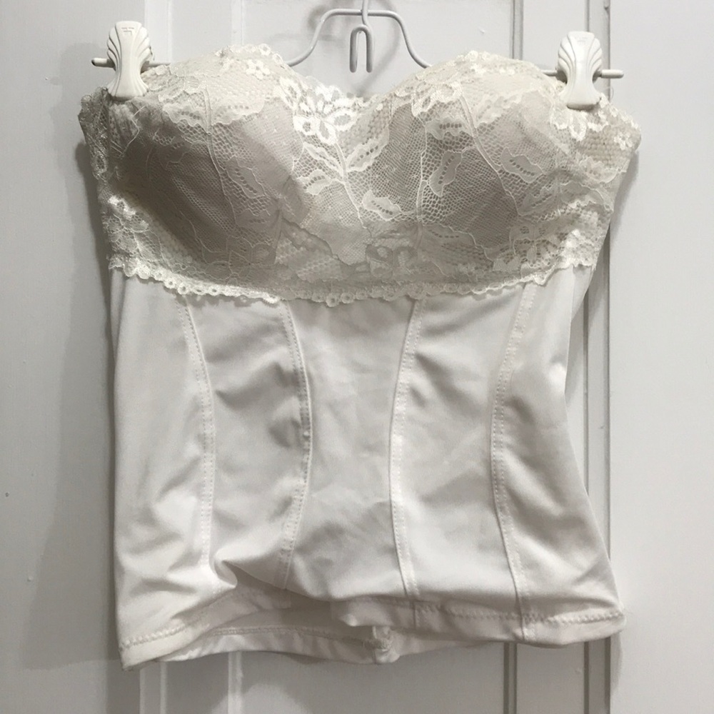 White lace corset